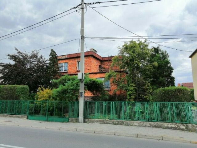 dom wolnostojący, 6 pokoi Kalisz Chmielnik, ul. Długa. Zdjęcie 1