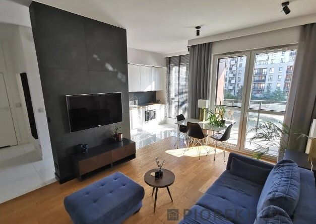 Mieszkanie 2-pokojowe Warszawa Ursynów, ul. Jurajska. Zdjęcie 2