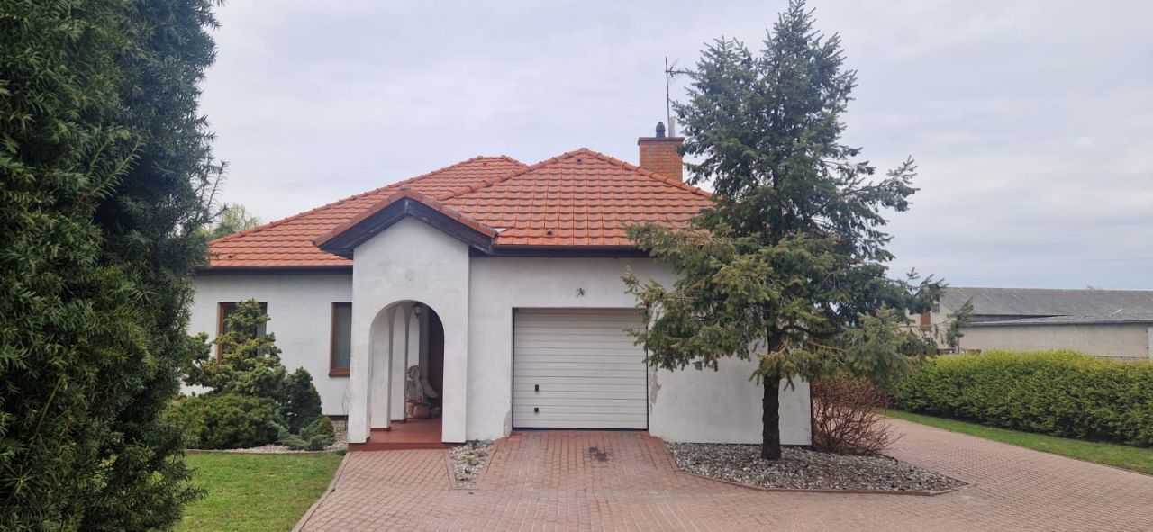 dom wolnostojący, 7 pokoi Kcynia, ul. Wincentego Witosa. Zdjęcie 1