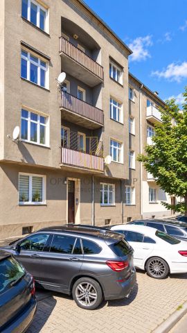 Mieszkanie 2-pokojowe Wrocław Śródmieście, ul. ks. Konstantego Damrota. Zdjęcie 1