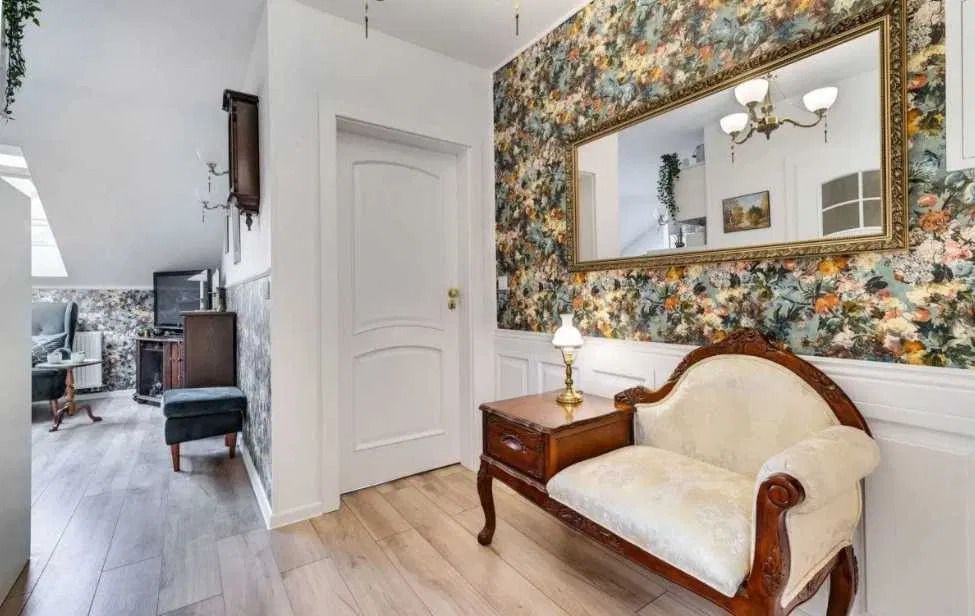 Mieszkanie 5-pokojowe Marki. Zdjęcie 3