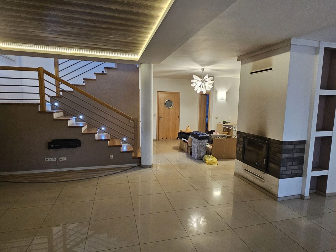 dom wolnostojący, 5 pokoi Brenno, ul. Leszczyńska. Zdjęcie 12