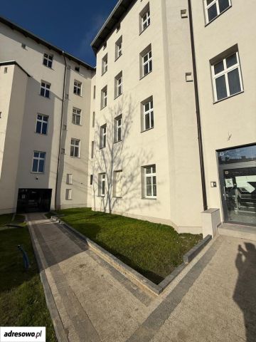 Mieszkanie 2-pokojowe Bytom Śródmieście, ul. Powstańców Warszawskich. Zdjęcie 1