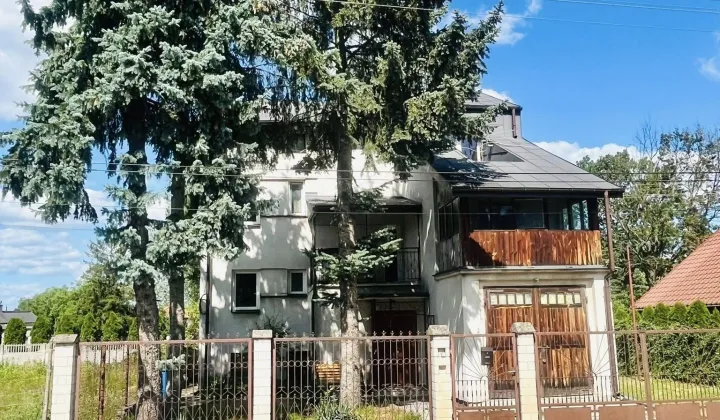 dom wolnostojący, 8 pokoi Zielonka