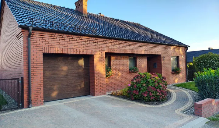 dom wolnostojący, 4 pokoje Krotoszyn, ul. Ptasia