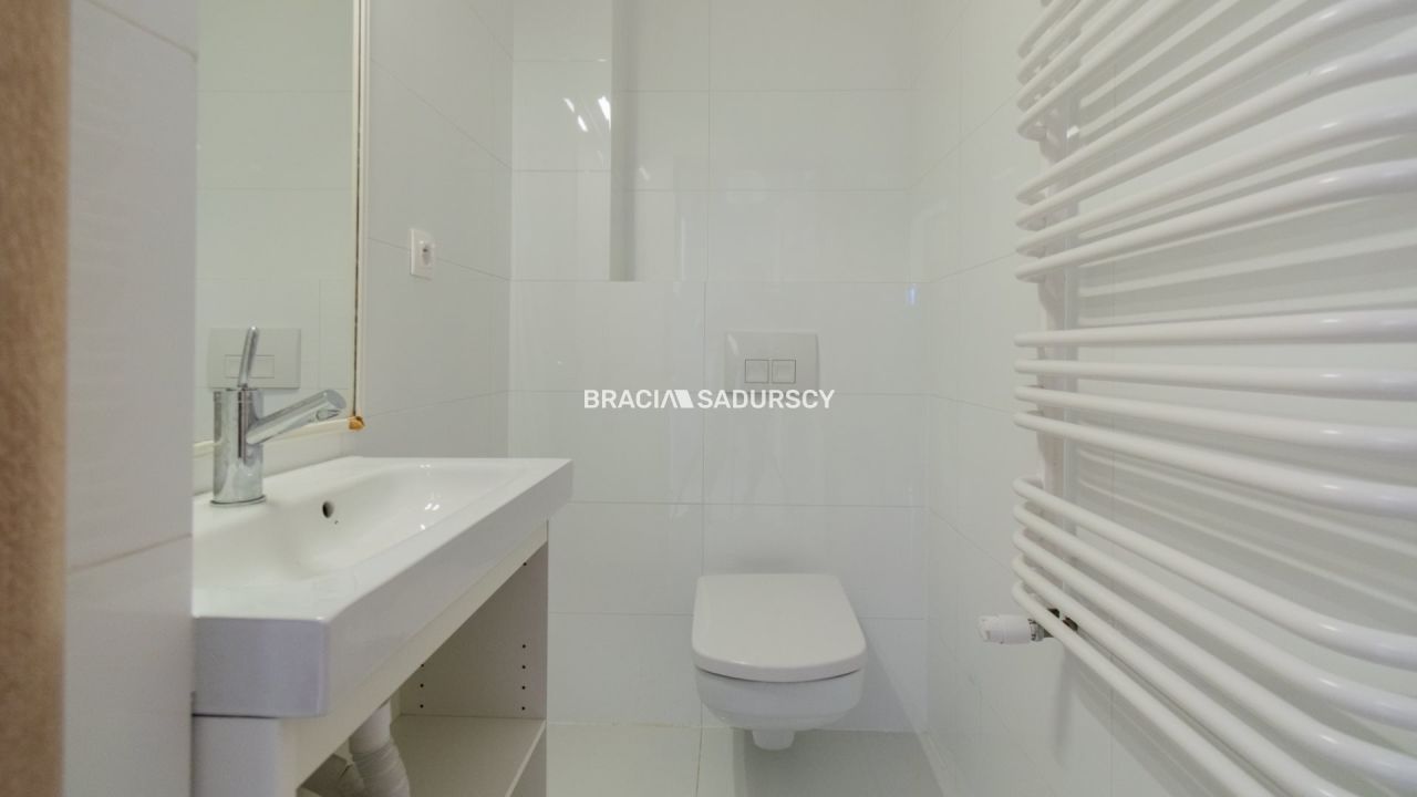 bliźniak, 6 pokoi Wola Luborzycka. Zdjęcie 7