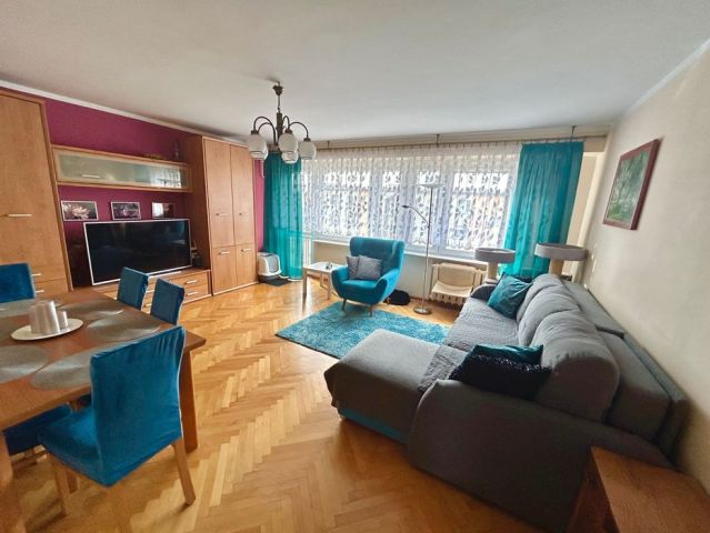 Mieszkanie 3-pokojowe Tarnobrzeg Serbinów, ul. Marii Dąbrowskiej. Zdjęcie 1