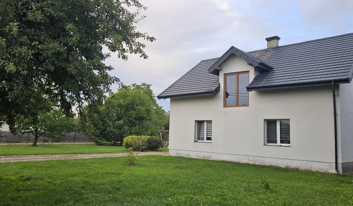 dom wolnostojący, 4 pokoje Rożental