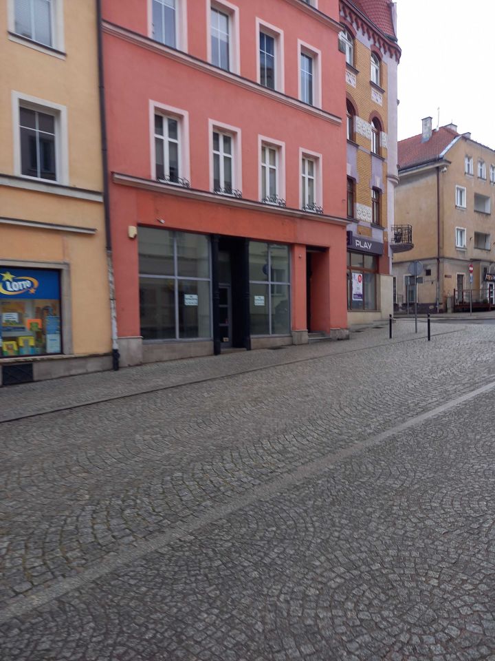 Lokal Bolesławiec Centrum, ul. Sierpnia '80. Zdjęcie 1