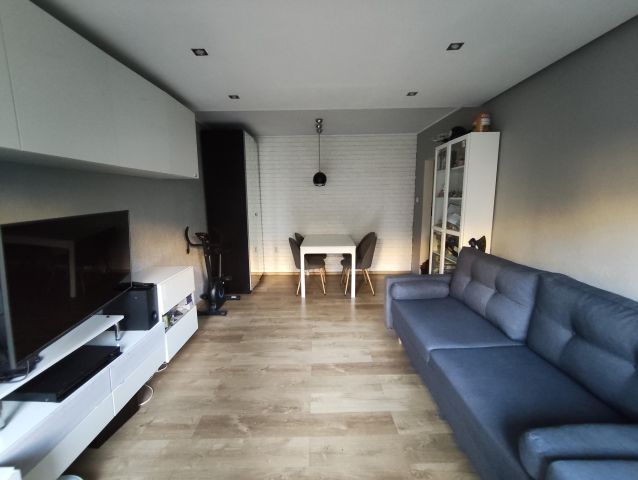 Mieszkanie 3-pokojowe Warszawa Bielany, ul. Jana Kochanowskiego. Zdjęcie 1