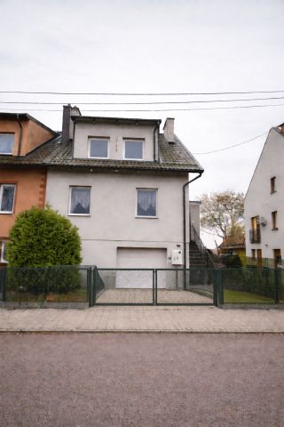 bliźniak, 4 pokoje Nowy Dwór Gdański Centrum, ul. Kanałowa. Zdjęcie 1