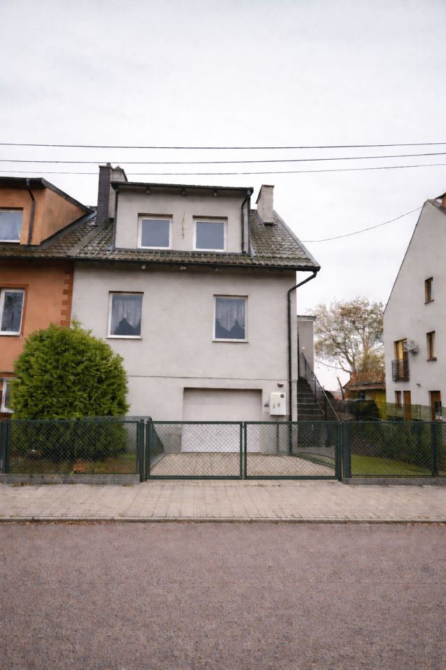 bliźniak, 4 pokoje Nowy Dwór Gdański Centrum, ul. Kanałowa. Zdjęcie 1