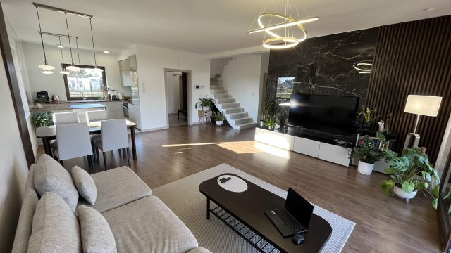 dom wolnostojący, 4 pokoje Radom, ul. Lawendowa. Zdjęcie 1