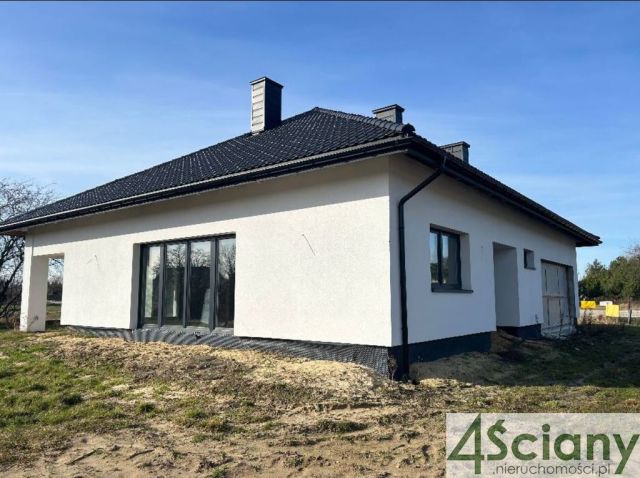 dom wolnostojący, 4 pokoje Rusiec. Zdjęcie 1