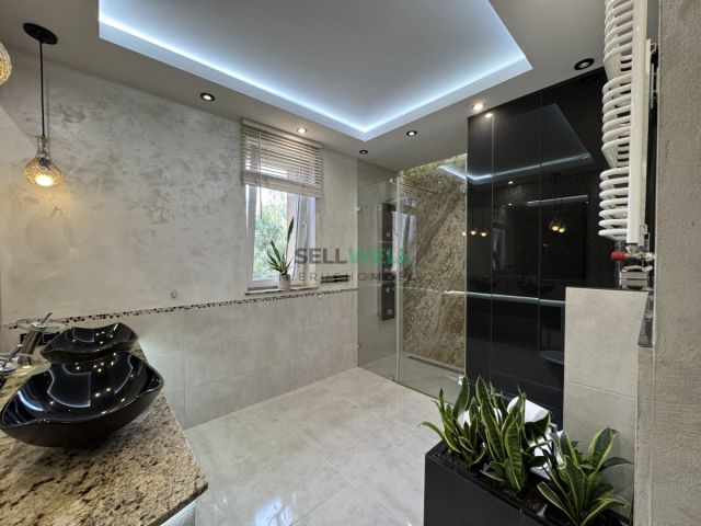 dom wolnostojący, 5 pokoi Łódź Górna, ul. Demokratyczna. Zdjęcie 12