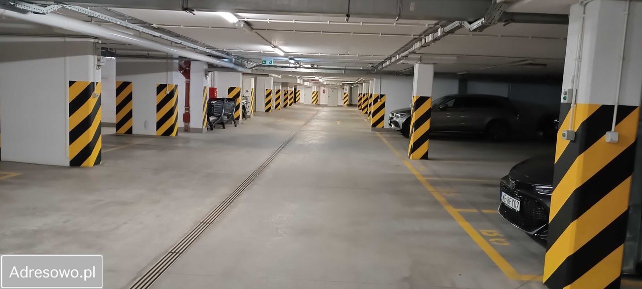 Garaż/miejsce parkingowe Warszawa Mokotów, al. Wilanowska. Zdjęcie 1