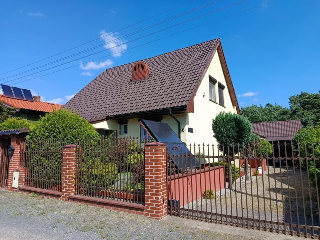 dom wolnostojący Cybinka. Zdjęcie 1
