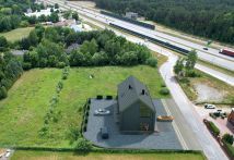 Lokal Wiązowna, ul. Nadrzeczna. Zdjęcie 1