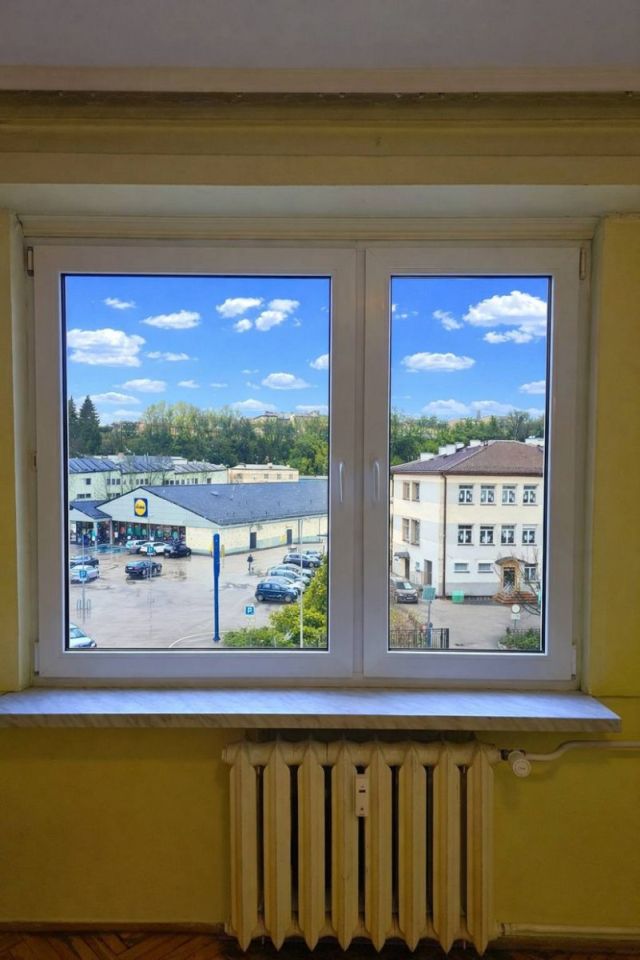 Mieszkanie 3-pokojowe Sanok, ul. Kochanowskiego. Zdjęcie 11