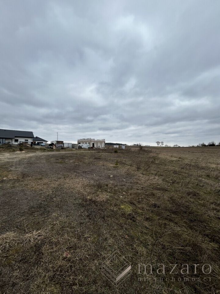 Działka budowlana Stronno. Zdjęcie 13