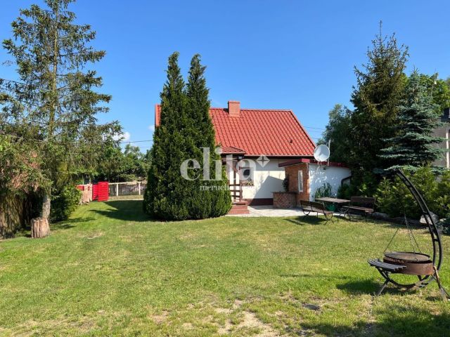 dom wolnostojący, 4 pokoje Radogoszcz. Zdjęcie 2