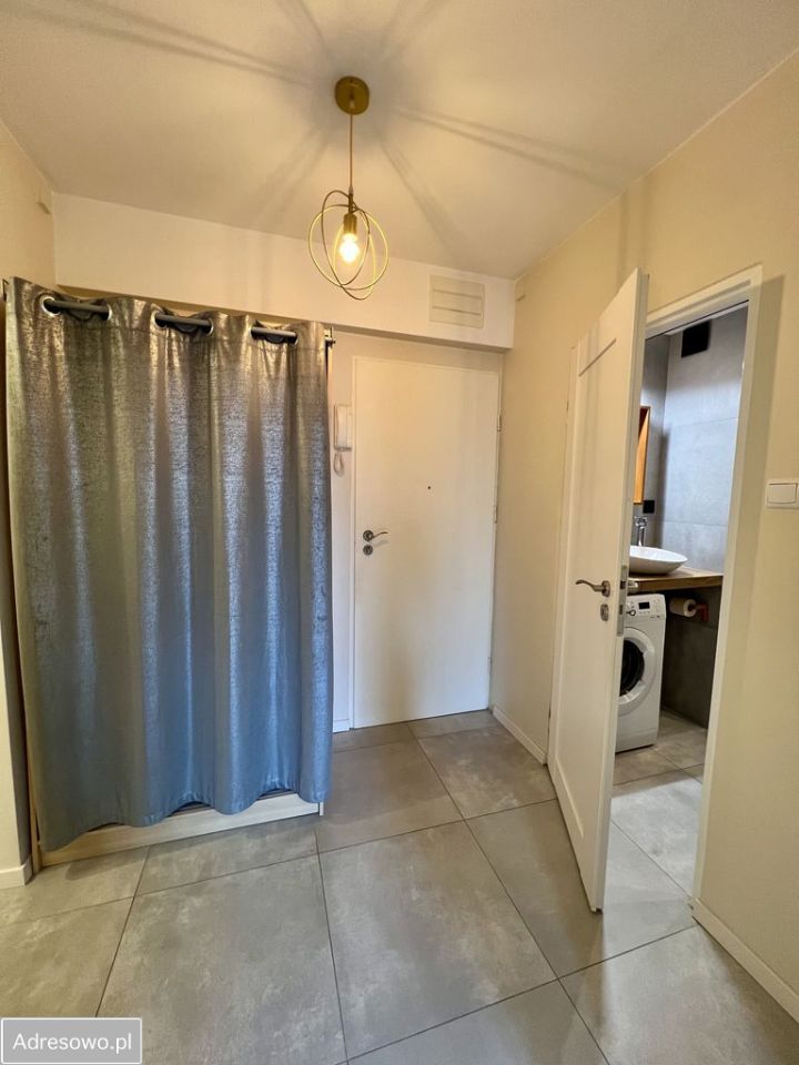 Mieszkanie 2-pokojowe Bielsko-Biała, ul. gen. Józefa Kustronia. Zdjęcie 9