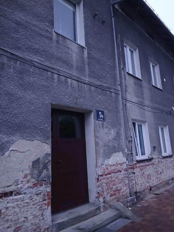Mieszkanie 2-pokojowe Stronie Śląskie, ul. Hutnicza. Zdjęcie 1