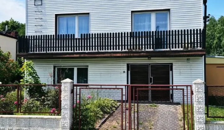 dom wolnostojący, 8 pokoi Zaborze, ul. Azaliowa