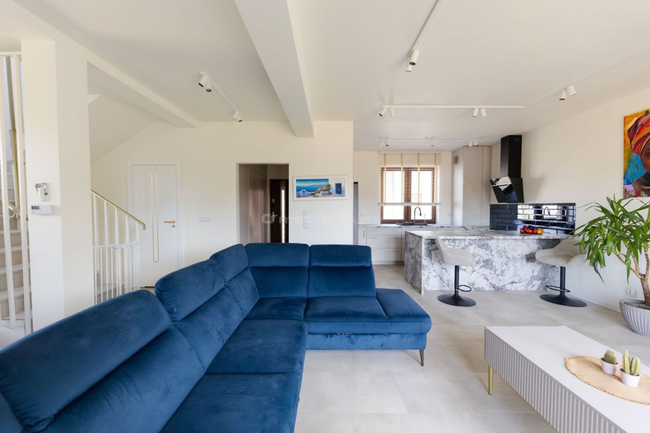 Mieszkanie 4-pokojowe Radzymin, ul. Dębowa. Zdjęcie 2