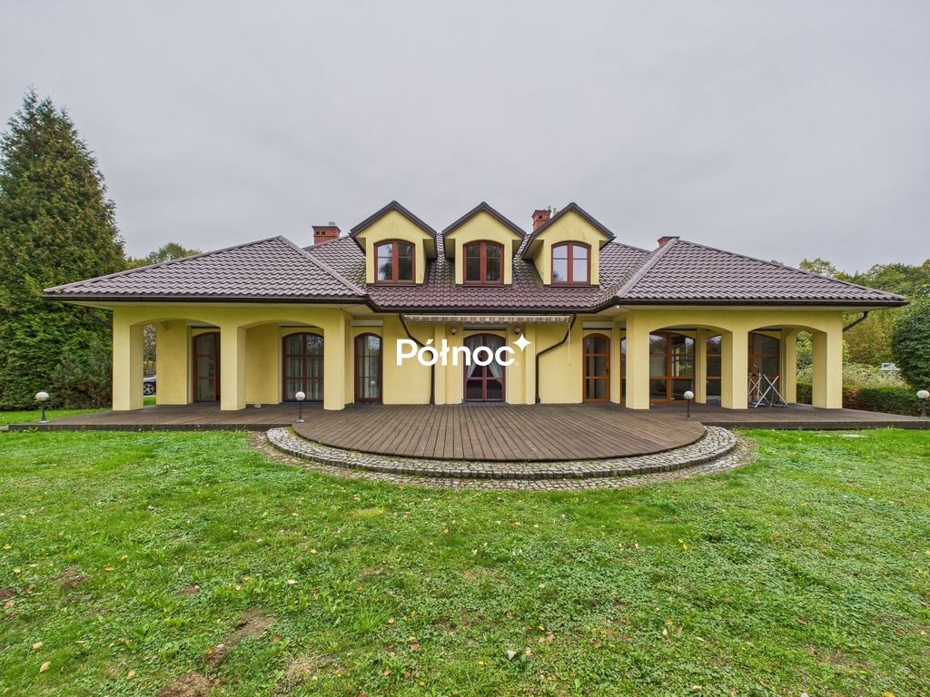 dom wolnostojący, 8 pokoi Baranów Sandomierski, ul. Podzamcze. Zdjęcie 3