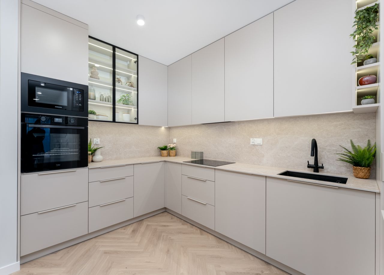 Mieszkanie 4-pokojowe Kraków Ruczaj, ul. dr. Jana Piltza. Zdjęcie 3