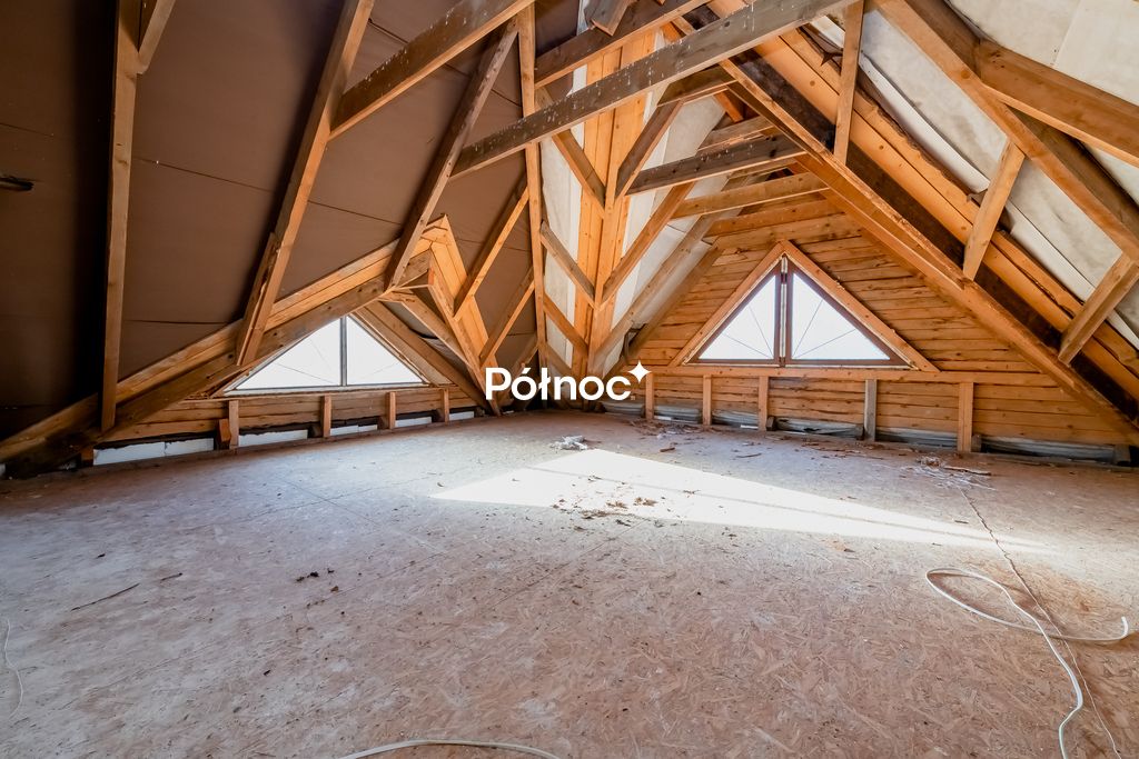 dom wolnostojący, 6 pokoi Pogorzelce. Zdjęcie 16