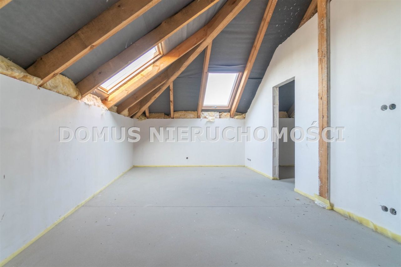 dom wolnostojący, 5 pokoi Janówka. Zdjęcie 13