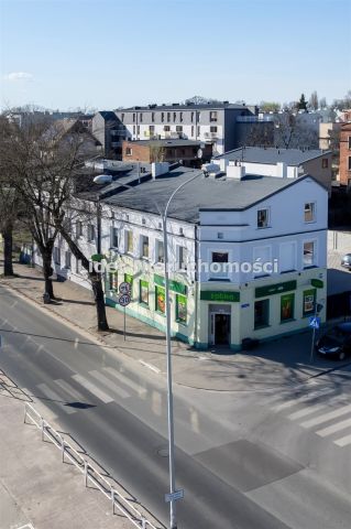 dom wolnostojący, 20 pokoi Pabianice, ul. Stanisława Moniuszki. Zdjęcie 1