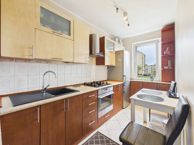 Mieszkanie 3-pokojowe Gdynia Obłuże, ul. Krawiecka. Zdjęcie 6