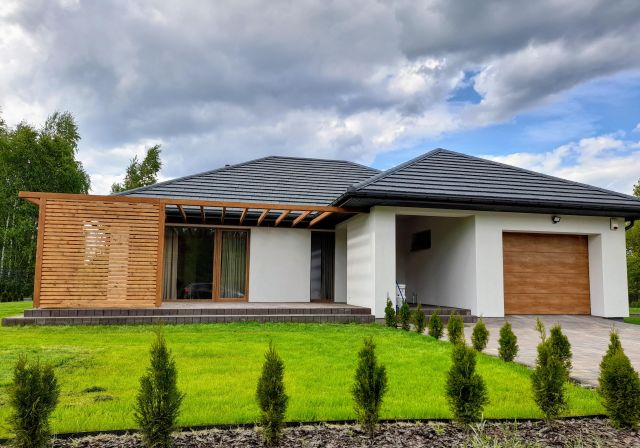 dom wolnostojący, 4 pokoje Otwock Mały, ul. Zacisze. Zdjęcie 1