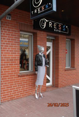 Lokal Jelcz-Laskowice Centrum, ul. Franciszka Żwirki. Zdjęcie 1