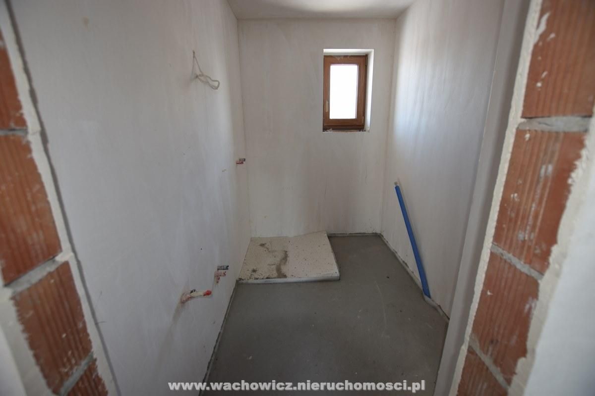 dom wolnostojący, 5 pokoi Łętkowice. Zdjęcie 12