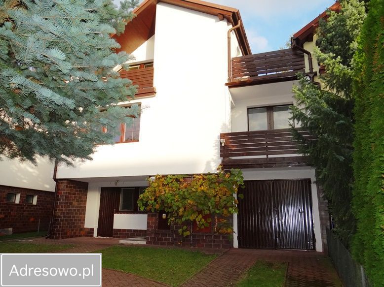 dom szeregowy, 7 pokoi Gorzów Wielkopolski, ul. Emilii Sczanieckiej. Zdjęcie 2