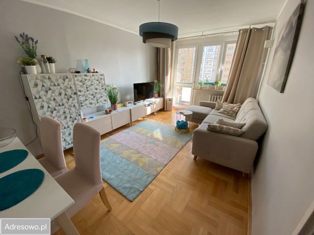 Mieszkanie 3-pokojowe Warszawa Bródno, ul. Krasiczyńska. Zdjęcie 1