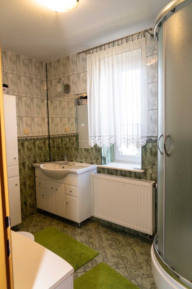 dom wolnostojący, 5 pokoi Władysławów. Zdjęcie 5