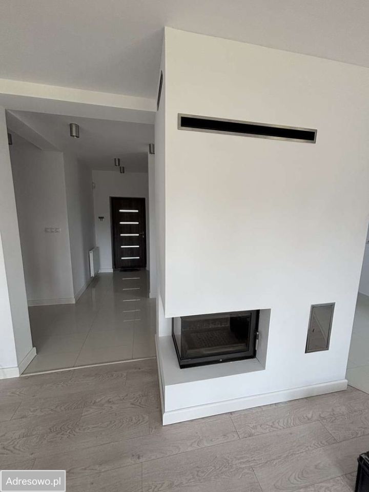 dom wolnostojący, 6 pokoi Gościno, ul. Różana. Zdjęcie 2