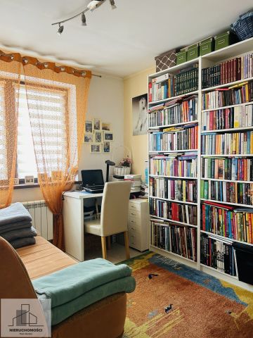 dom szeregowy, 11 pokoi Nikutowo. Zdjęcie 11