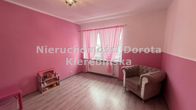 dom wolnostojący, 10 pokoi Tomaszów Mazowiecki. Zdjęcie 19