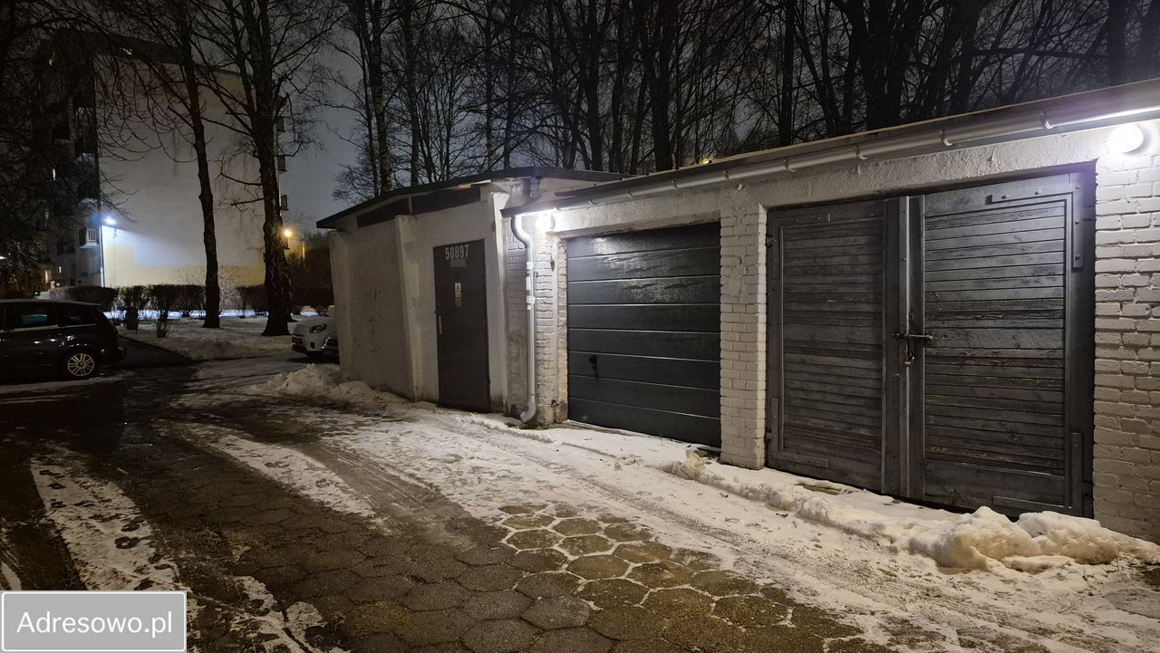 Garaż/miejsce parkingowe Łódź Radiostacja, ul. Konstytucyjna. Zdjęcie 3