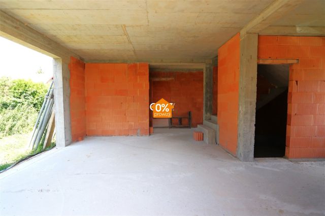 dom wolnostojący, 5 pokoi Kozierów. Zdjęcie 1