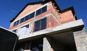 dom wolnostojący, 8 pokoi Chrząstowice