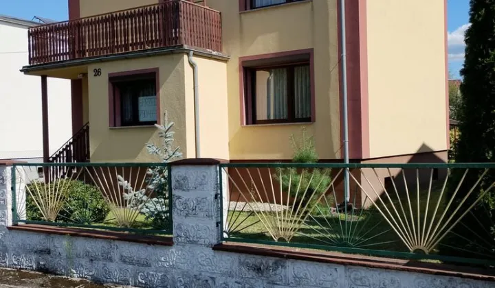dom wolnostojący, 8 pokoi Kędzierzyn-Koźle, ul. Kanałowa