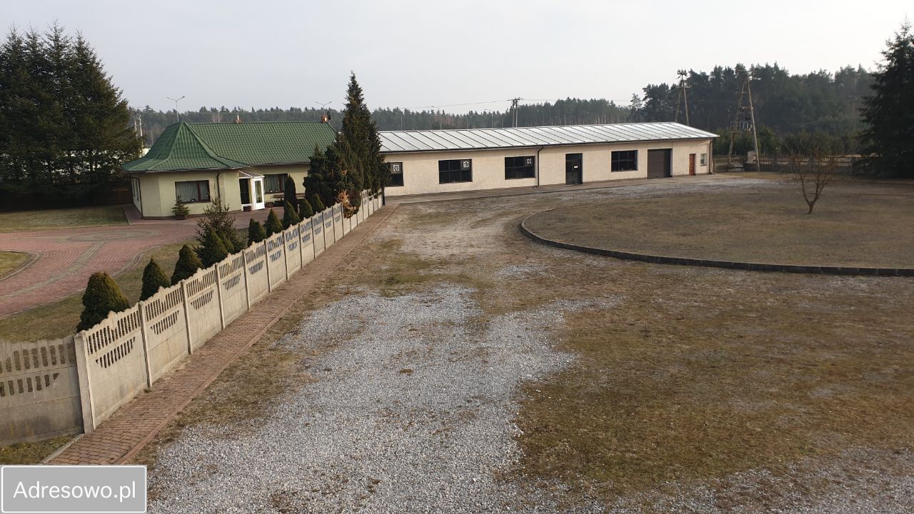 Hala/magazyn Krogulcza Sucha. Zdjęcie 16