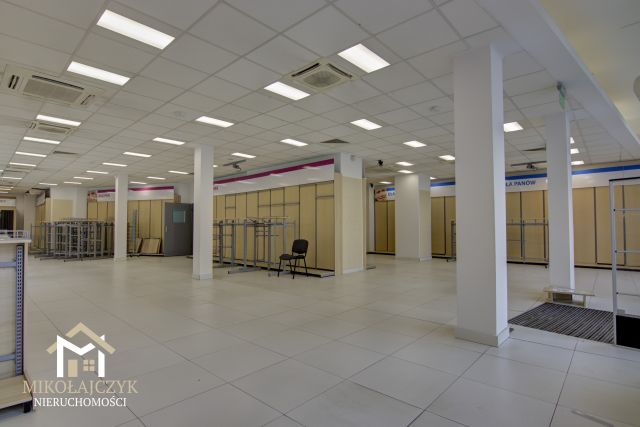 Lokal Bartoszyce, pl. Konstytucji 3 Maja. Zdjęcie 4